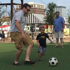 Meet your Posher, Joshua